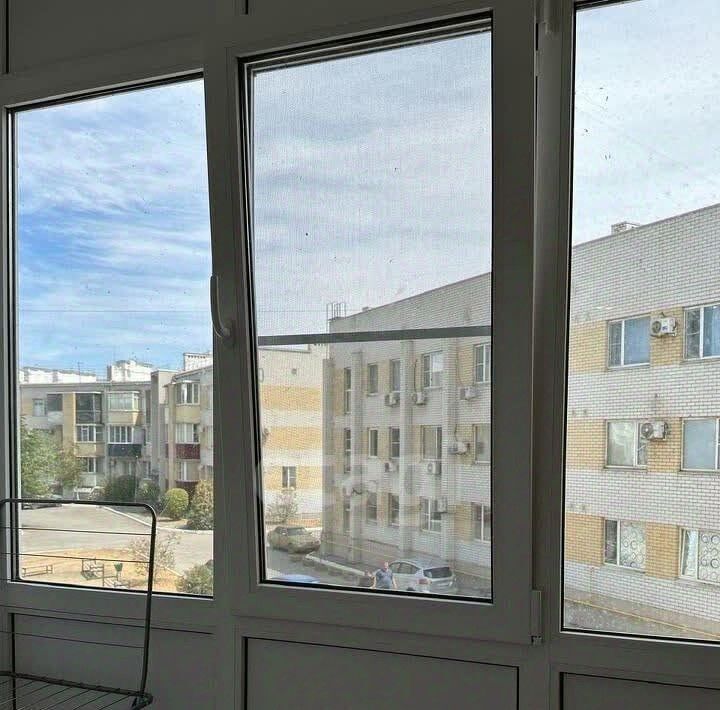 квартира г Таганрог ул Адмирала Крюйса 23/11 фото 15