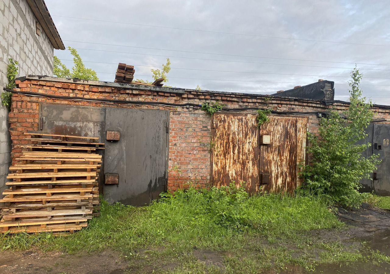гараж г Великие Луки фото 1