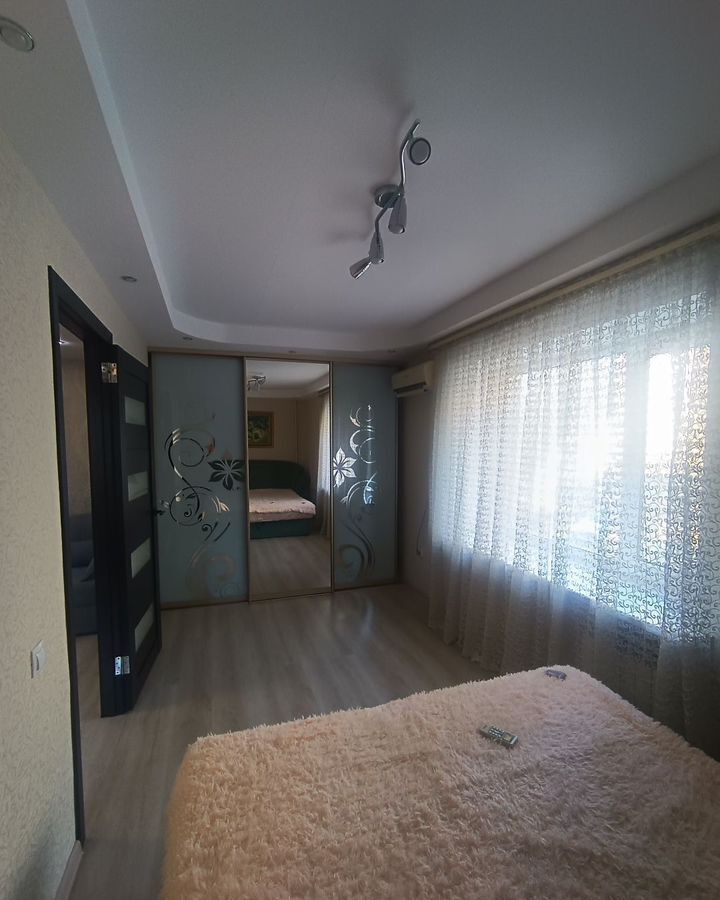 квартира г Керчь ул Фурманова 4 фото 3