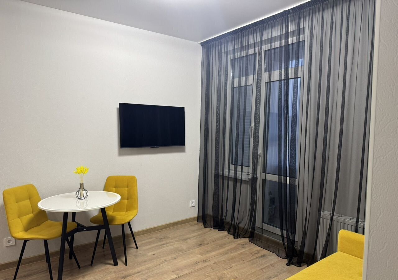 квартира г Тюмень р-н Калининский ул Фармана Салманова 21 фото 5