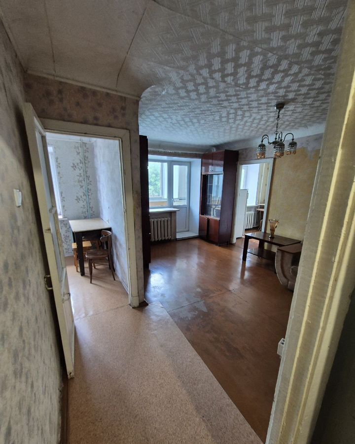 квартира г Уфа р-н Орджоникидзевский пр-кт Октября 89 фото 2