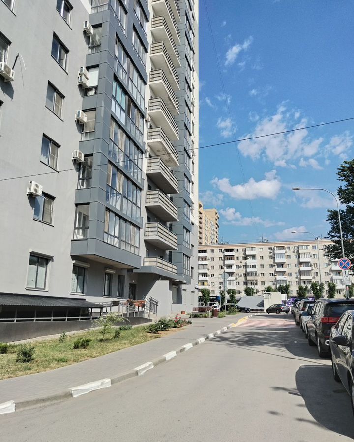 квартира г Волгоград р-н Центральный ул им. Пархоменко 8а фото 9