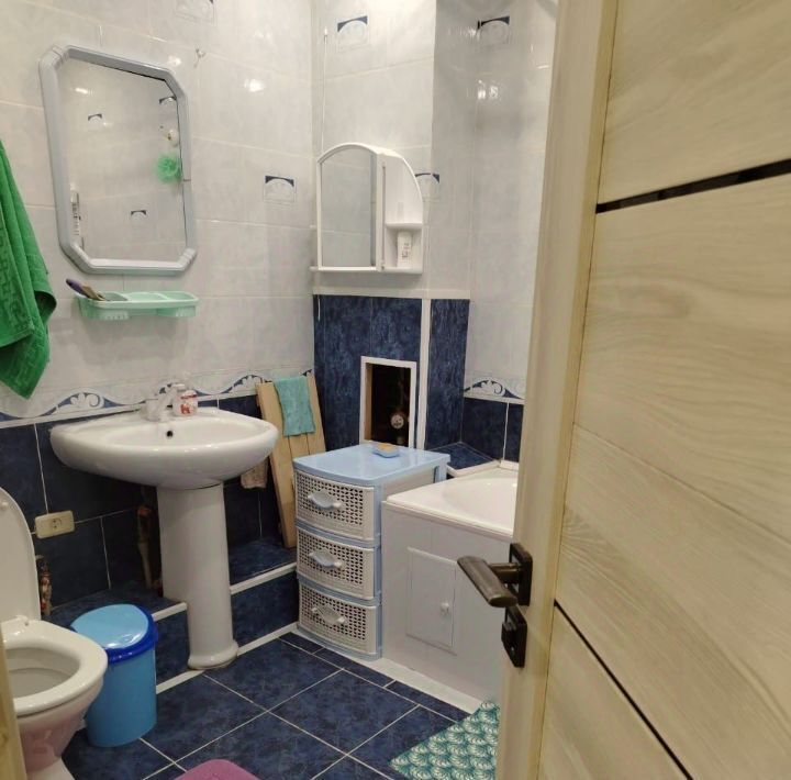 квартира г Тольятти р-н Автозаводский б-р Курчатова 14 4-й кв-л фото 1