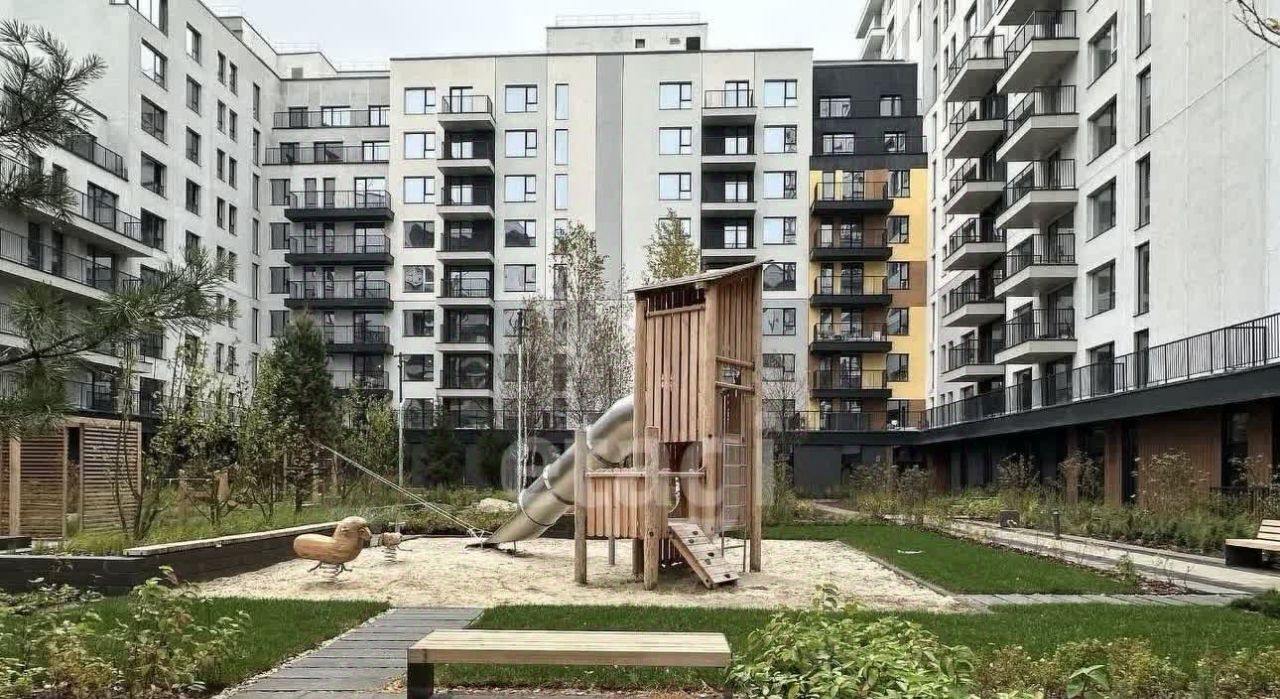 квартира г Сургут ул Игоря Киртбая 30 35-й фото 3