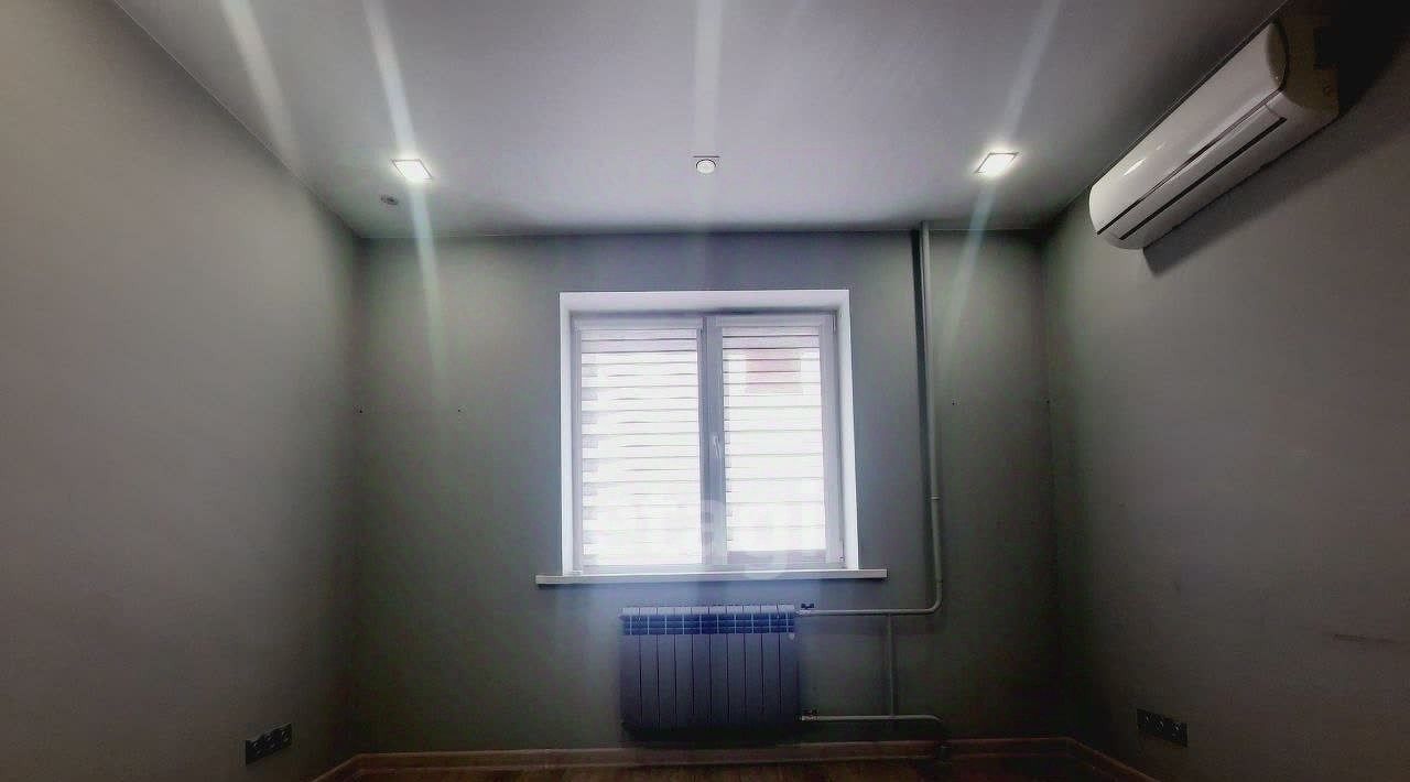 квартира г Тольятти р-н Автозаводский ул Революционная 51 фото 2