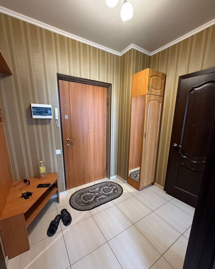 квартира г Симферополь ул Луговая 6жк/2 фото 3