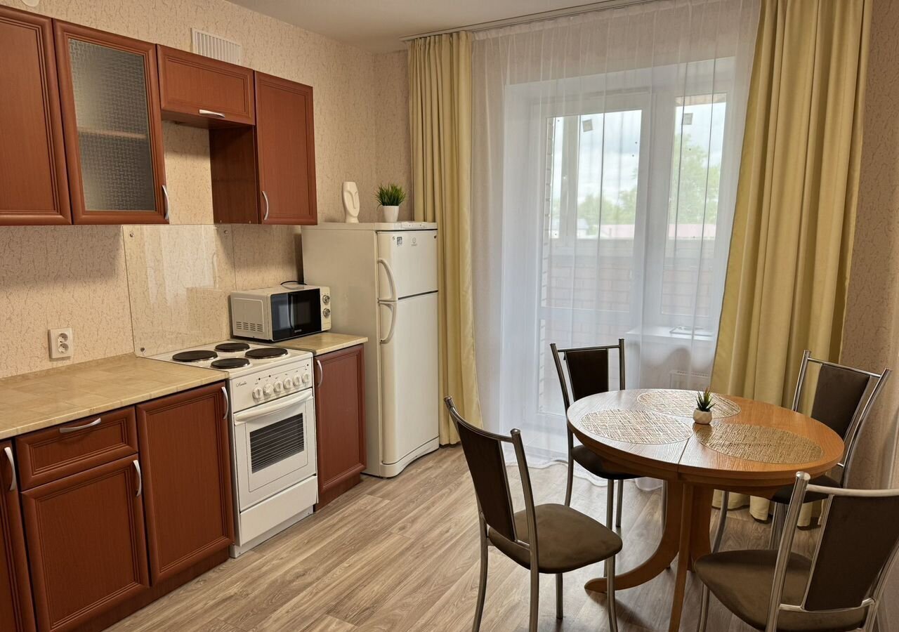 квартира г Череповец р-н Северный ул Остинская 23 фото 4