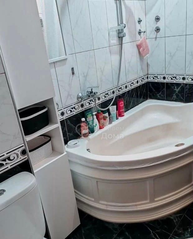 квартира г Волгоград р-н Краснооктябрьский ул им. Хользунова 36 фото 5