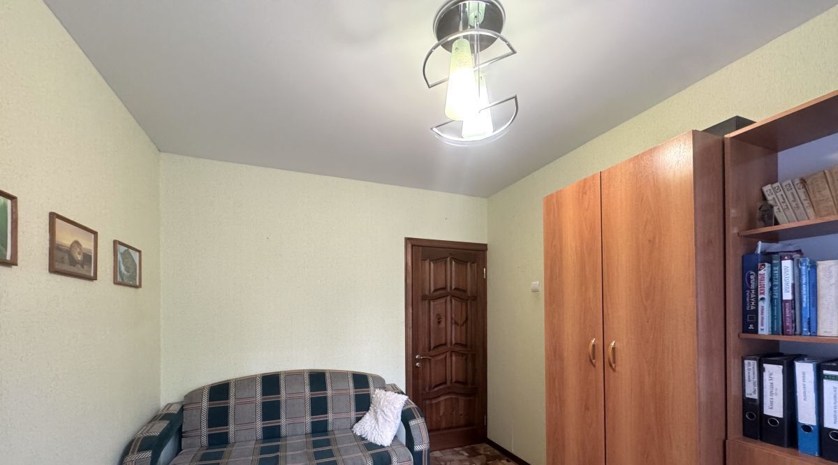 квартира г Волгоград р-н Кировский ул им. Одоевского 52 фото 11