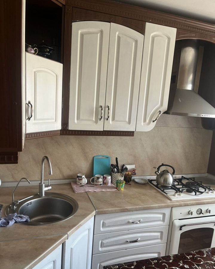 квартира г Магнитогорск р-н Орджоникидзевский ул Труда 21 фото 10