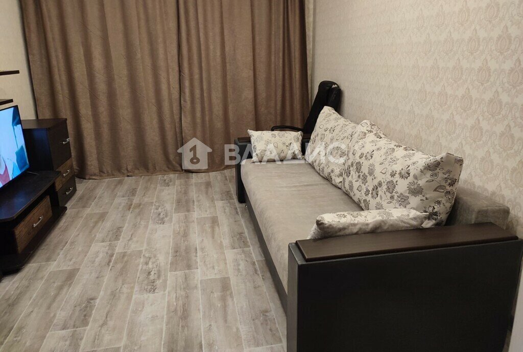 квартира г Тобольск мкр 7а 6 фото 4