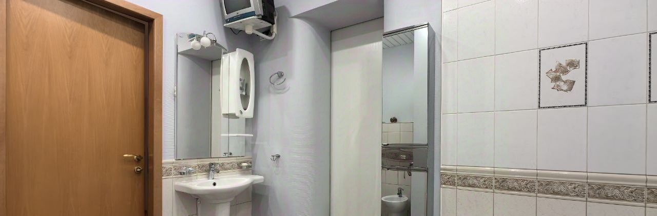 квартира г Омск р-н Советский ул 5 Армии 2 фото 10