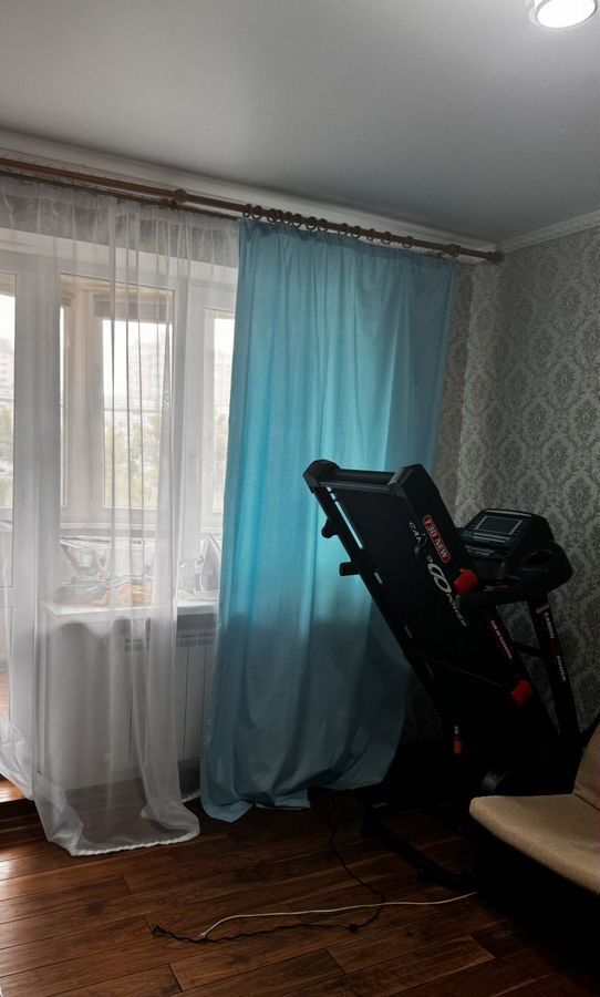 квартира г Волгоград р-н Дзержинский район Семь Ветров ул 8-й Воздушной Армии 15а фото 19