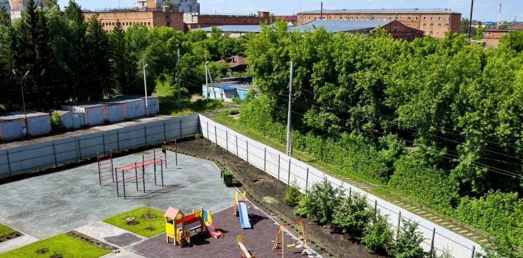 квартира г Омск р-н Центральный ул Октябрьская 87 фото 7