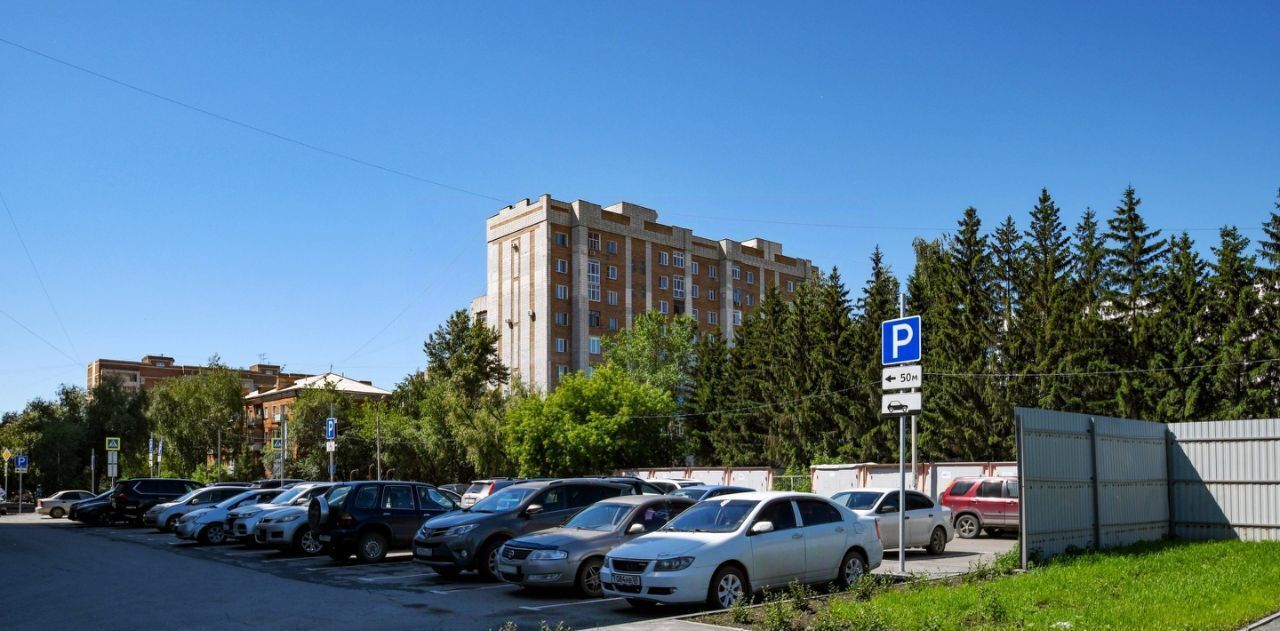 квартира г Омск р-н Центральный ул Октябрьская 87 фото 7