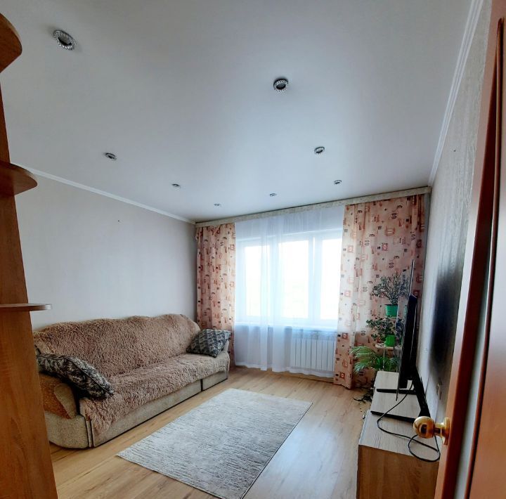 квартира г Омск р-н Центральный ул Завертяева 7к/3 фото 14