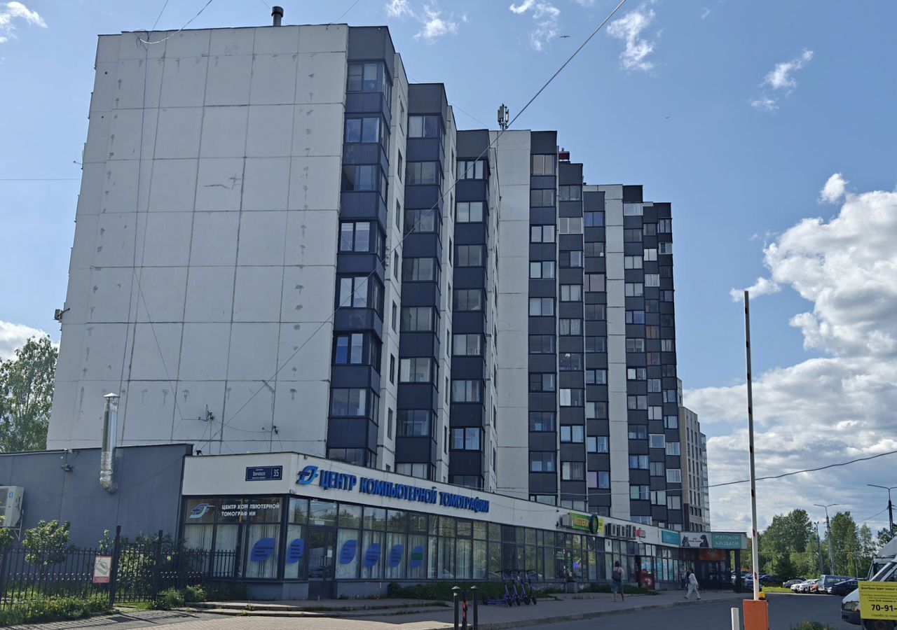квартира г Петрозаводск р-н Октябрьский наб Варкауса 37 фото 1