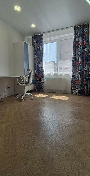 квартира г Новосибирск р-н Ленинский ул Серафимовича 18а Площадь Маркса фото 8