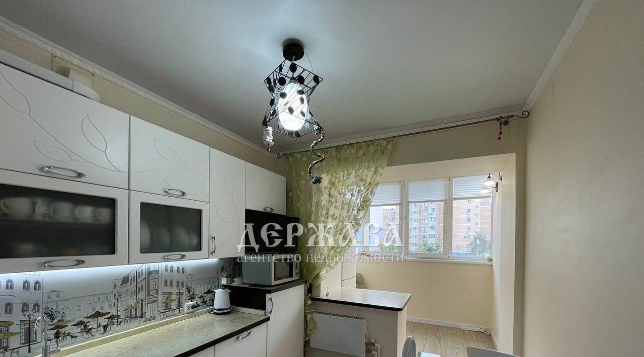 квартира г Старый Оскол Дубрава 3 кв-л, 35 фото 1