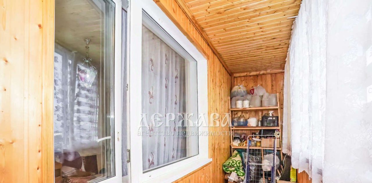 квартира г Старый Оскол мкр Зеленый Лог 1Б фото 16