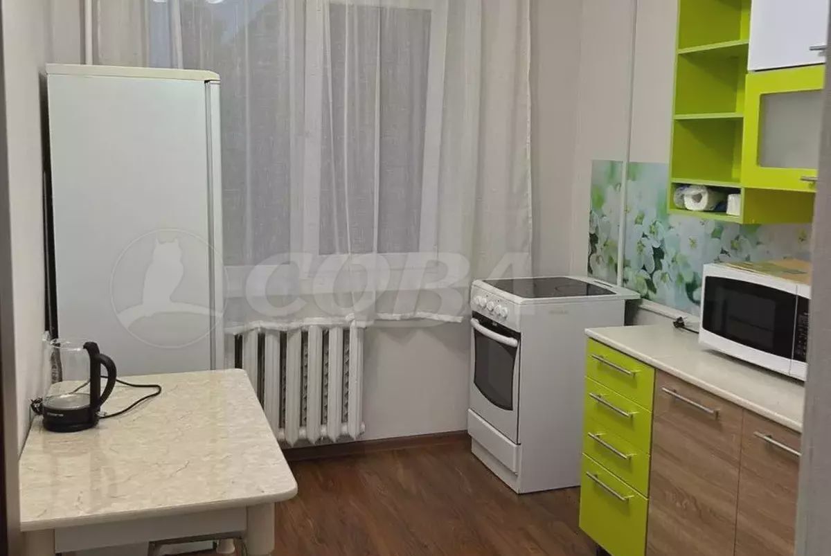 квартира г Тобольск 4-й мкр-н, 9Д фото 1