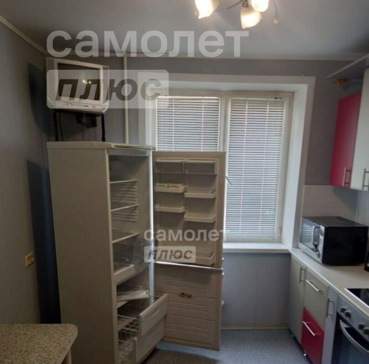 квартира г Тольятти р-н Автозаводский ул Тополиная 23 фото 4