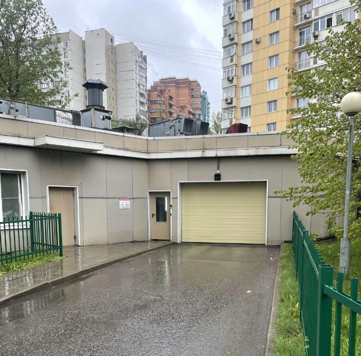 гараж г Москва метро Филевский парк ул 2-я Филевская 8с/1 фото 4