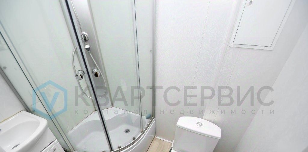 квартира г Омск р-н Центральный ул Герцена 44 фото 8