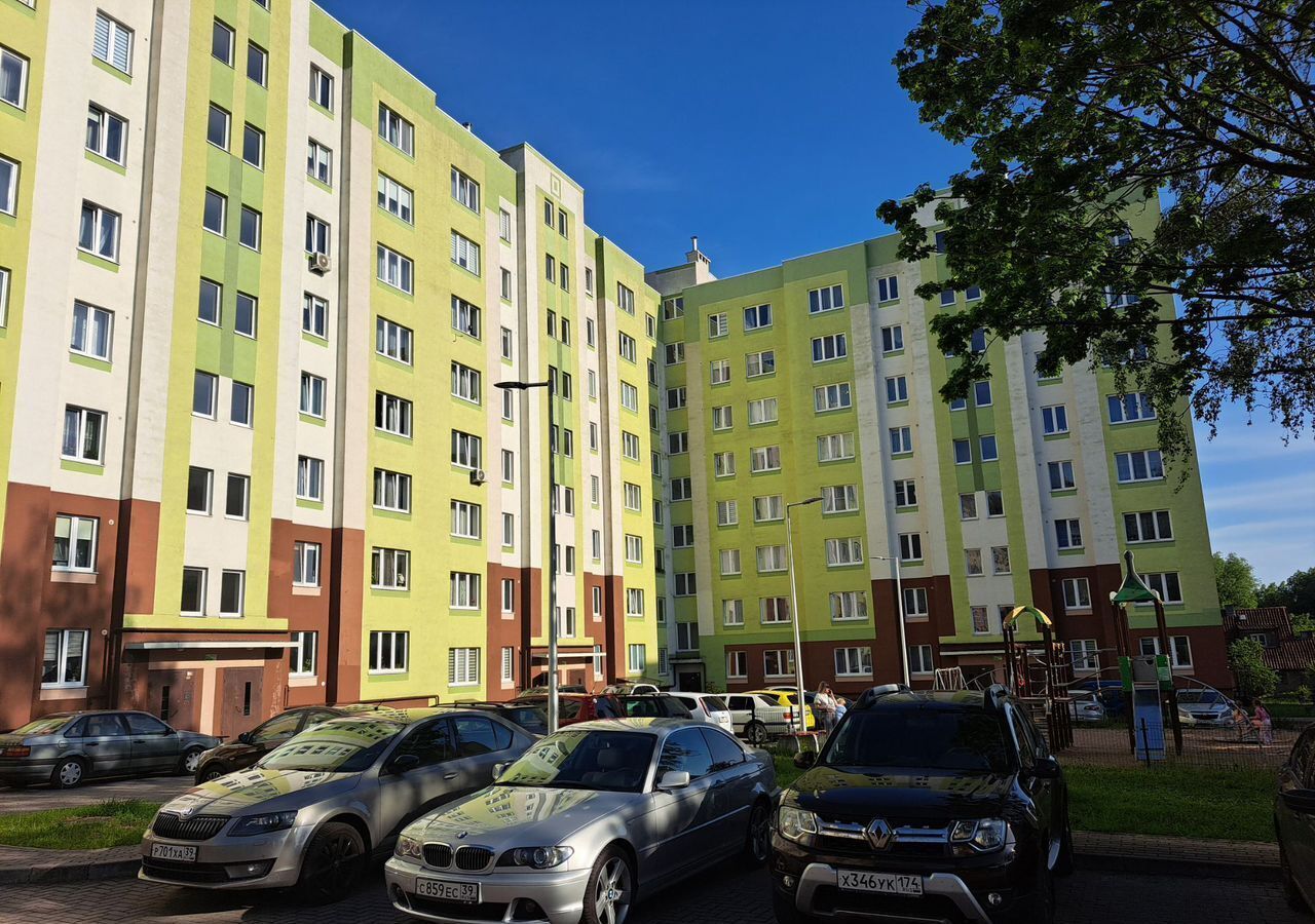 квартира г Калининград р-н Ленинградский ул Баженова 13в фото 1