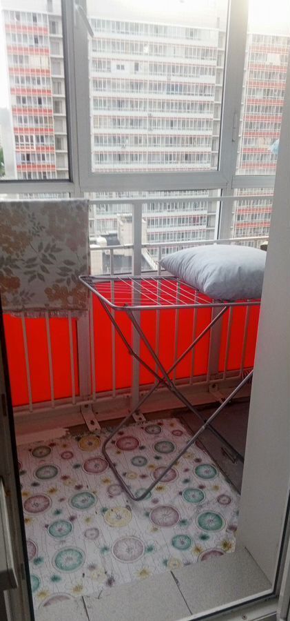 квартира г Красноярск р-н Свердловский ул Карамзина 14 фото 1