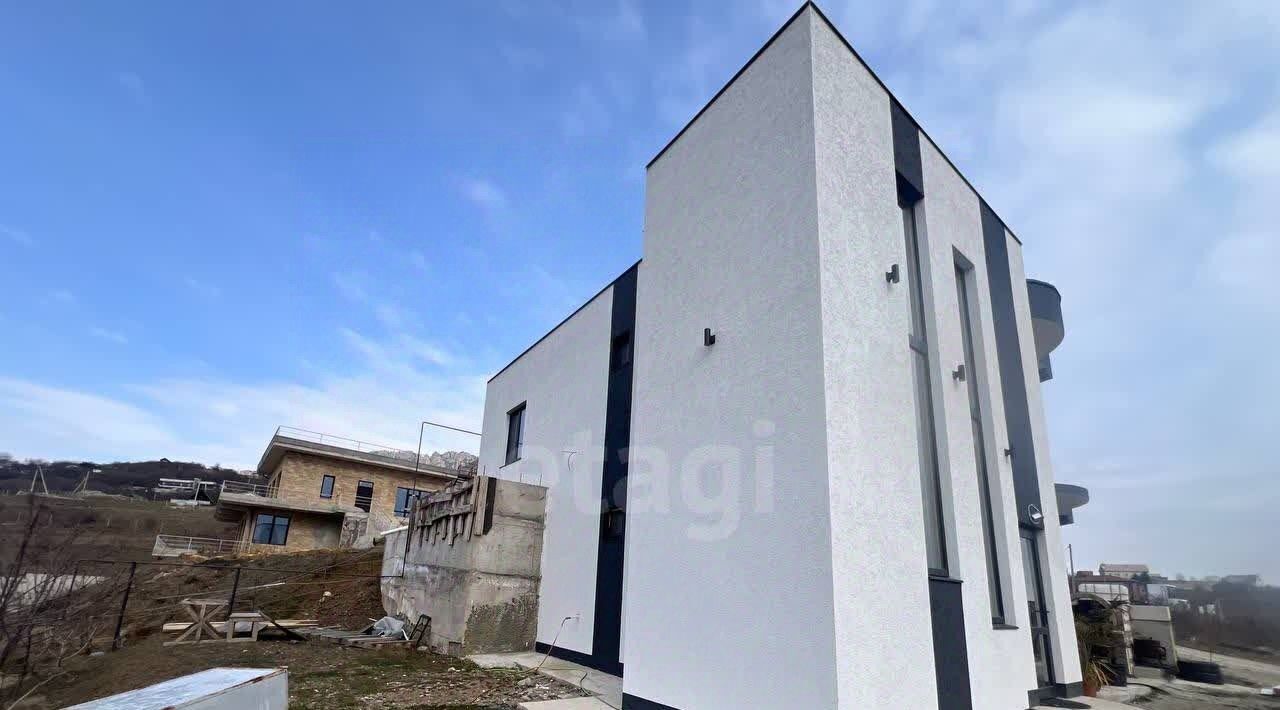дом г Алушта с Лучистое ул Объездная 17в фото 5