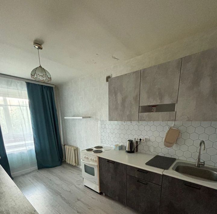 квартира г Тольятти р-н Автозаводский б-р Кулибина 12 2-й кв-л фото 2