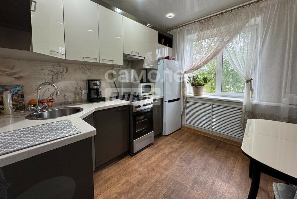 квартира г Комсомольск-на-Амуре ул Зейская 16к/2 фото 1