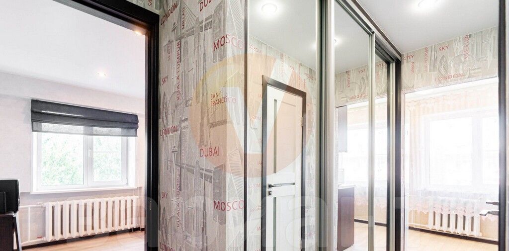 квартира г Омск р-н Центральный ул 21-я Амурская 28в Центральный АО фото 4