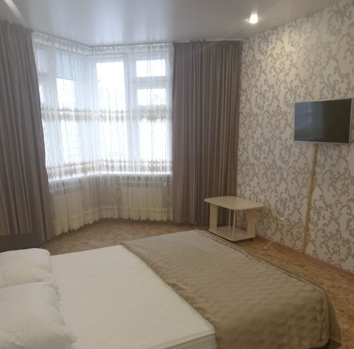 квартира г Набережные Челны р-н Центральный 36-й комплекс 4/2 фото 1