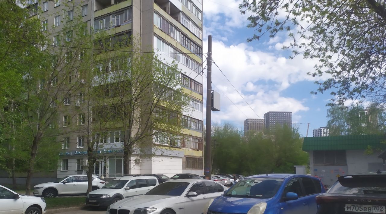 квартира г Уфа р-н Октябрьский ул Комсомольская 142 фото 1
