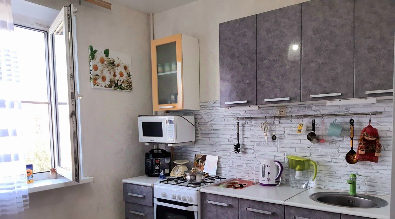 квартира г Новороссийск р-н Центральный ул Карамзина 53 фото 1