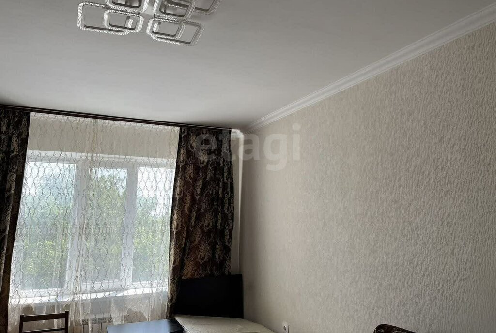 квартира г Симферополь ул Индустриальная 28к/2 фото 4
