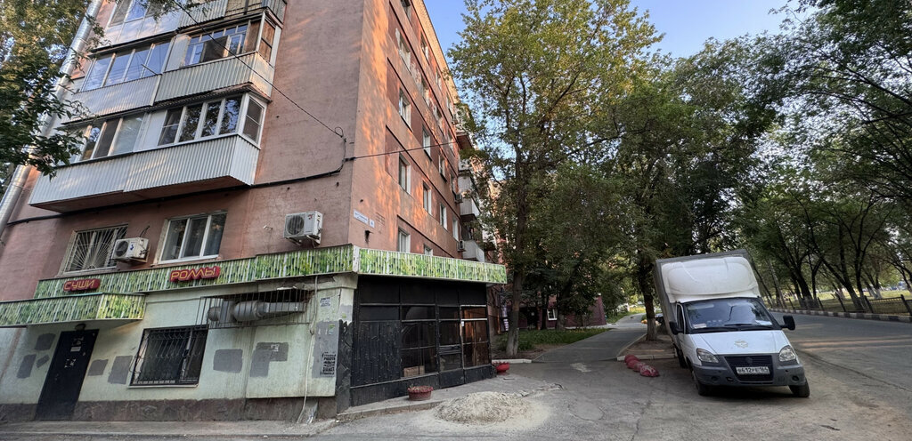 квартира г Саратов р-н Ленинский 6-й квартал пр-кт Строителей 80 фото 12