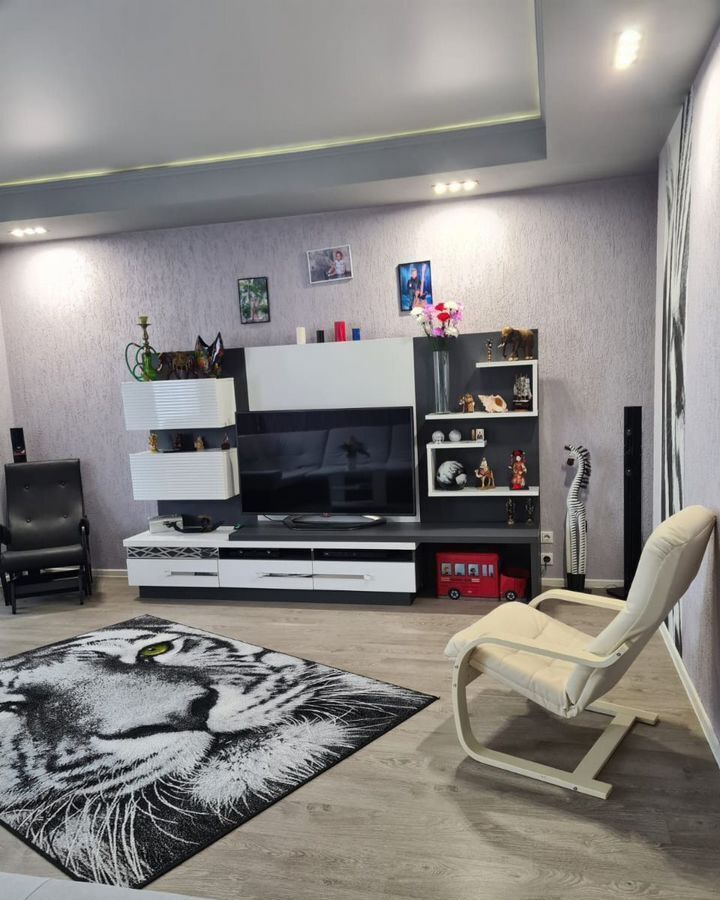 квартира г Абакан ул Стофато 5д фото 2