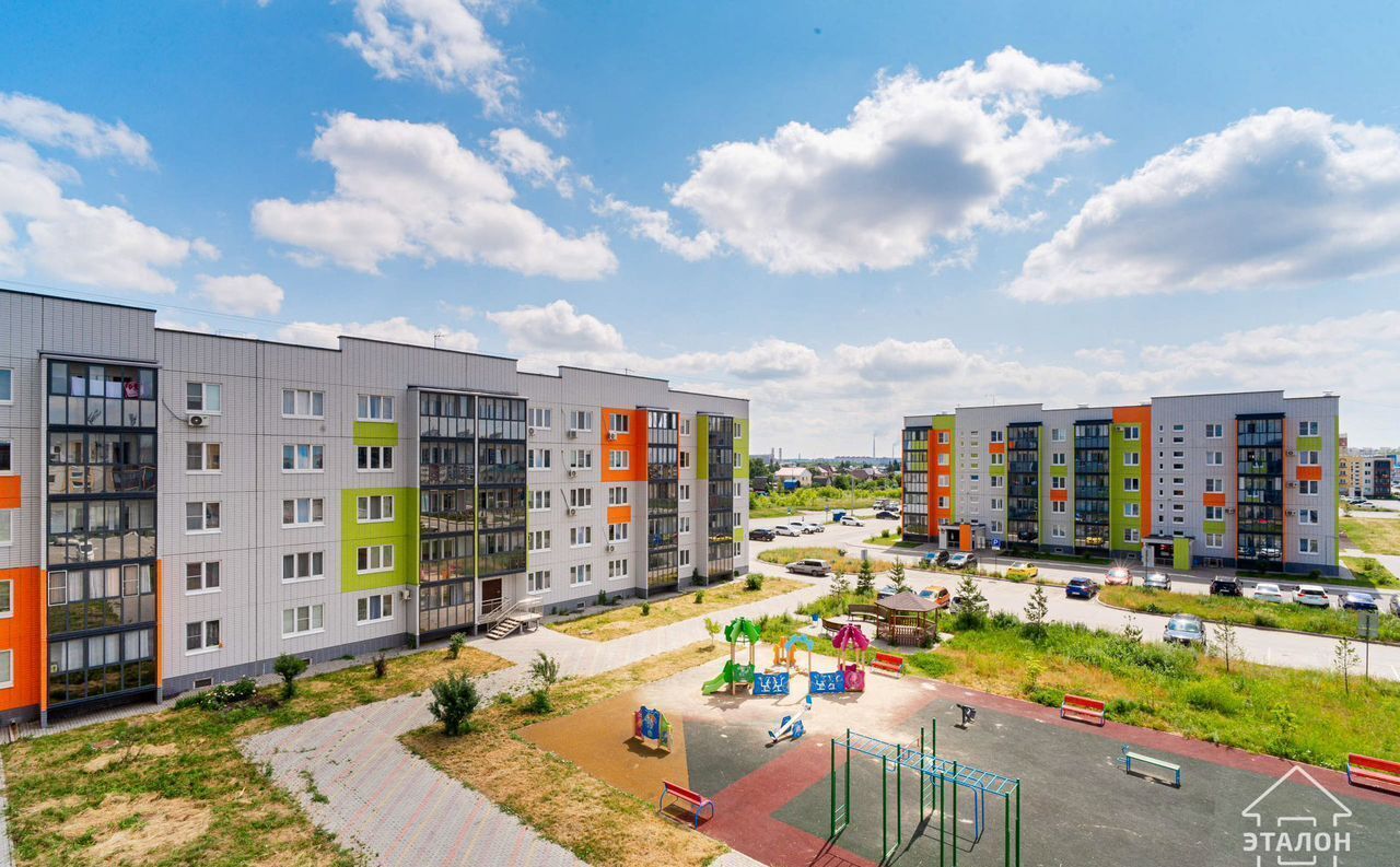 квартира г Омск р-н Центральный ул 21-я Амурская 77 фото 11