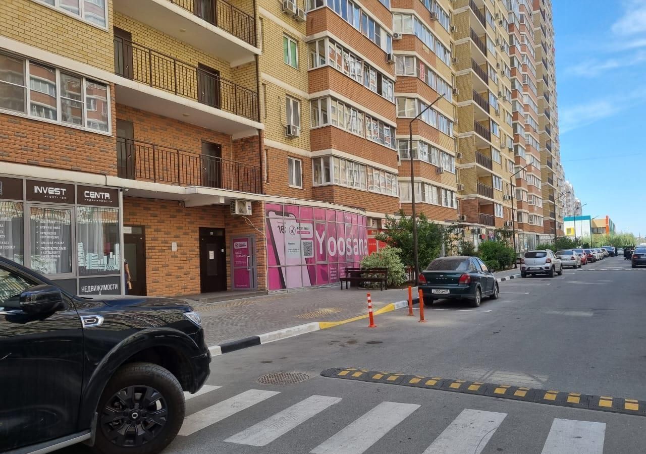 торговое помещение г Краснодар р-н Прикубанский ул им. Цезаря Куникова 24к/1 фото 4