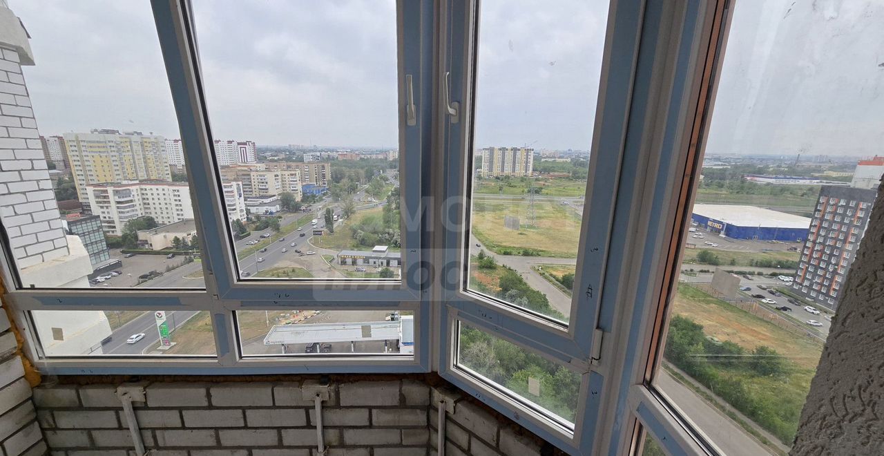 квартира г Оренбург р-н Дзержинский пр-кт Победы 159 фото 11