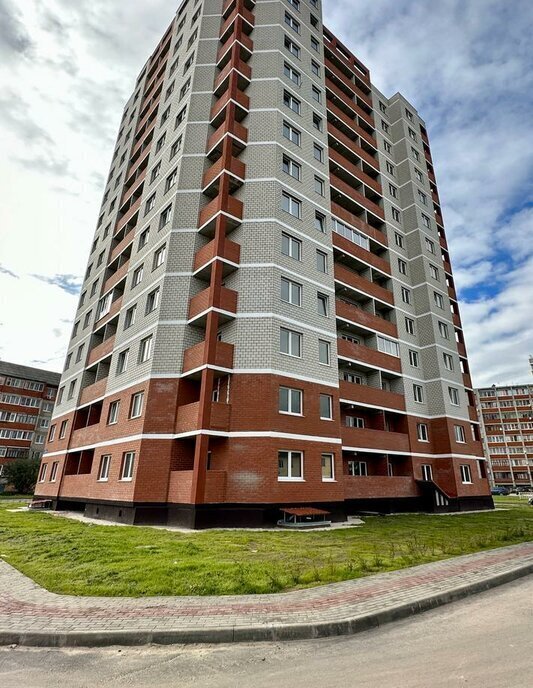 квартира г Калуга ул Дружбы 6к/2 фото 4