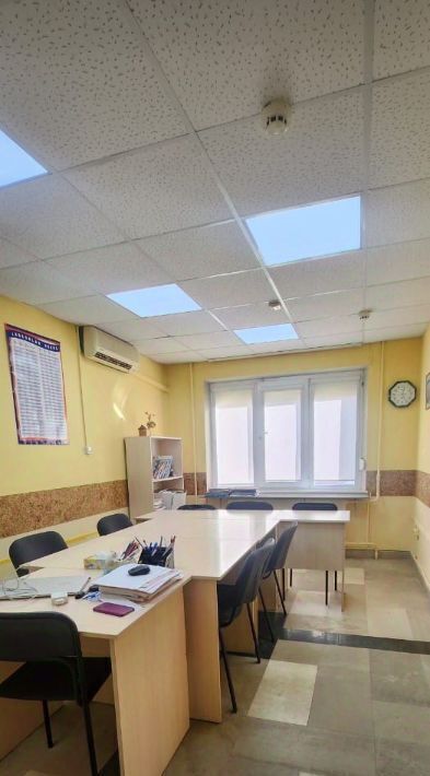 офис г Ижевск р-н Октябрьский ул 10 лет Октября 24 фото 11