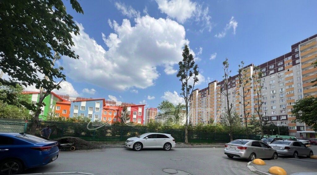 квартира г Тюмень р-н Восточный ул Николая Семенова 35 фото 4