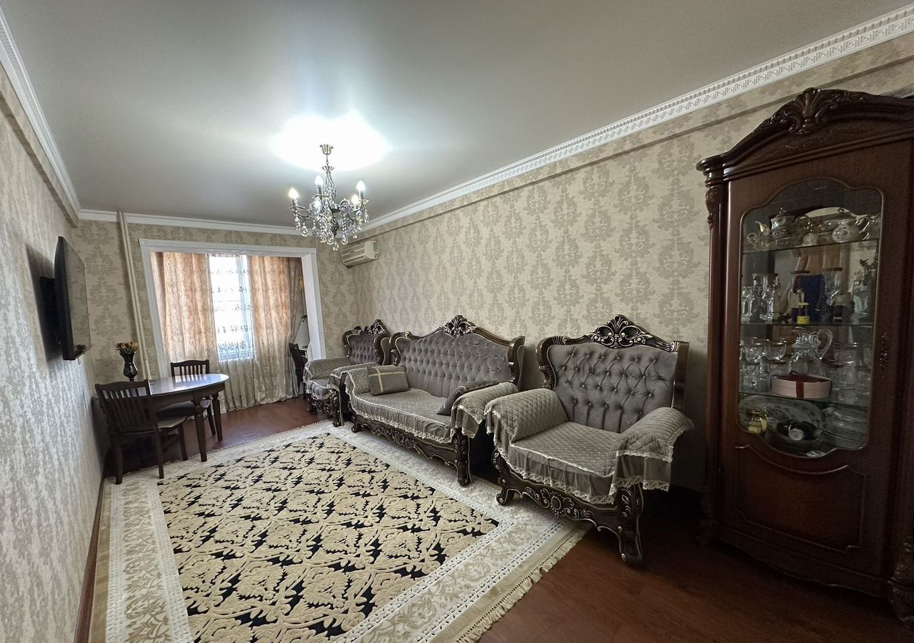 квартира г Махачкала р-н Ленинский ул братьев Нурбагандовых 12 фото 1