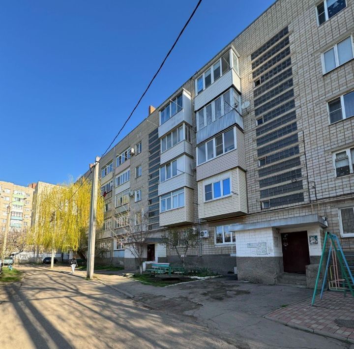квартира г Каменск-Шахтинский ул Желябова 48 фото 4