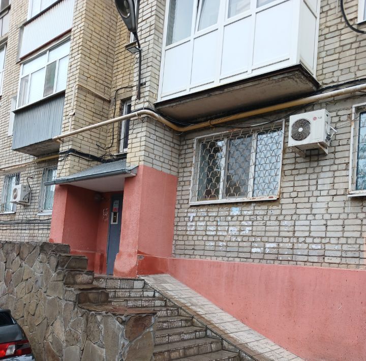 квартира г Саратов р-н Волжский ул Соколовая 145/153 фото 20