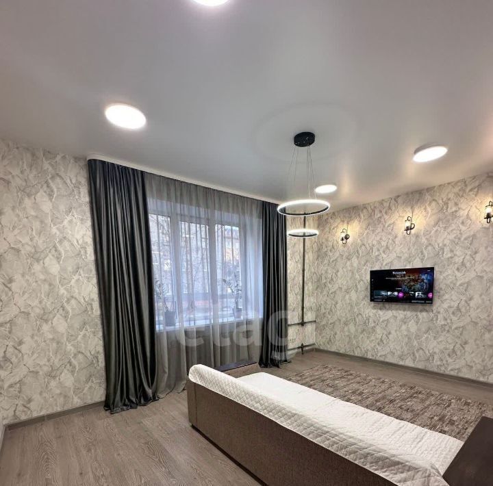 квартира г Уфа р-н Орджоникидзевский ул Ладыгина 15 фото 1